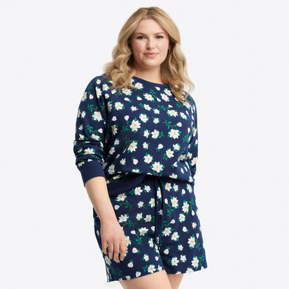 Draper James Tops - DRAPER JAMES Natalie Sweatshirt Navy Magnolia Floral {3M42}